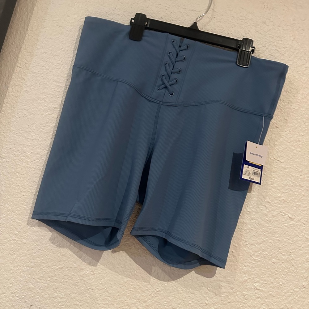 Ladies lace up detail biker shorts - Picture 2 of 4